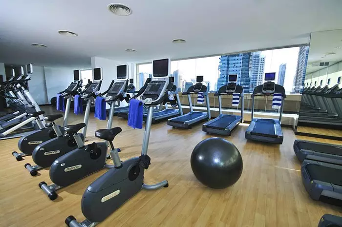 باشگاه  هتل چهار ستاره تو سیزن دبی